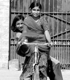 Sir Ratan Tata Trust initiates the Himmothan Pariyojana to address the root cause of under development in the central Himalayan region of Uttarakhand Sir Ratan Tata Trust initiates the Himmothan Pariyojana to address the root cause of under development in the central Himalayan region of Uttarakhand
